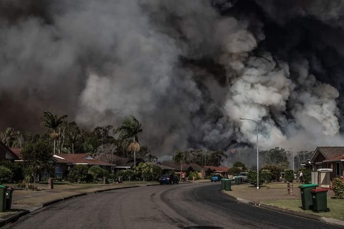 A Picture One Of The Local Postmen Took From His Front Yard. This Was In Forster