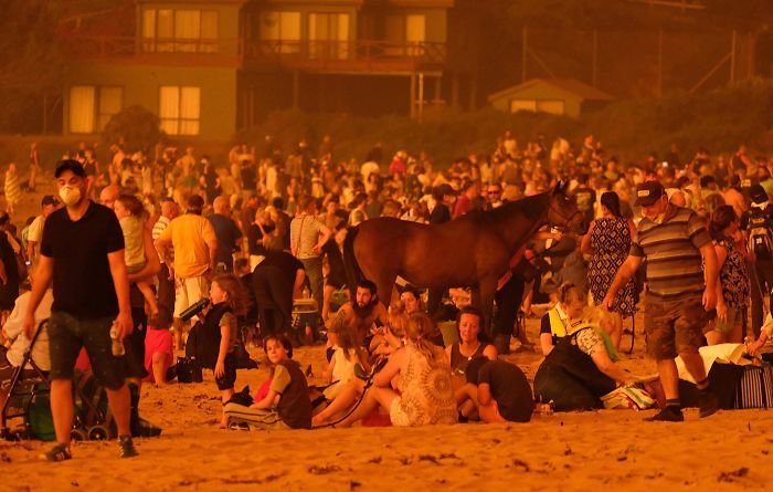 Australia Bushfire Evacuation