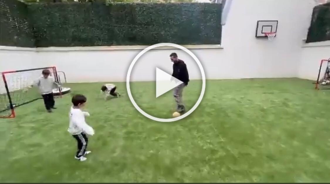 Lionel Messi Show No Mercy To His Sons In Backyard Football, Antonella Says "Let The Kids Win"